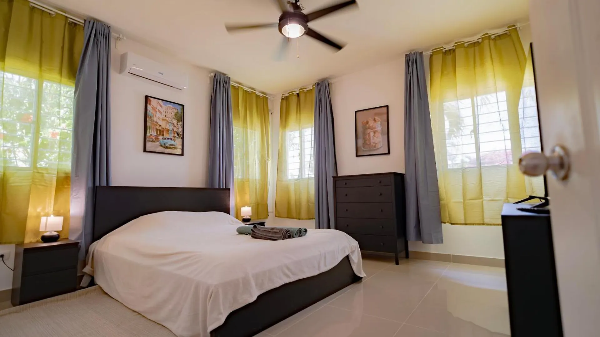 Caribbean Tropical Villa - Free Electricity Included Punta Cana